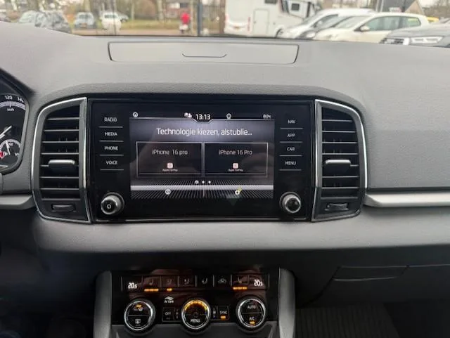 Skoda Karoq 1.5 TSI DSG Business edition, foto 2