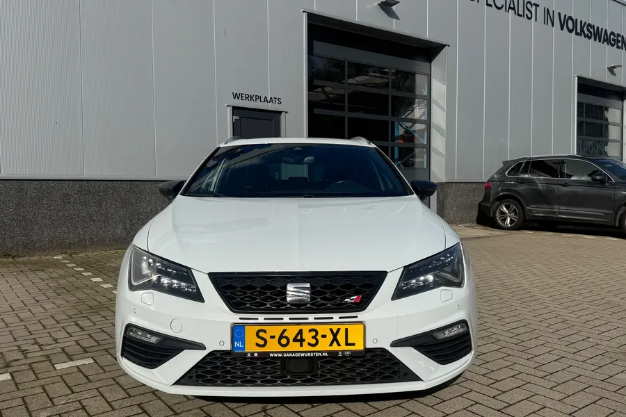 SEAT LEON ST 2.0 TSI CUPRA 300 DSG, foto 2