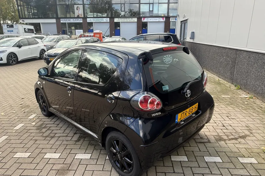 TOYOTA AYGO 1.0 VVT-I Express, foto 5