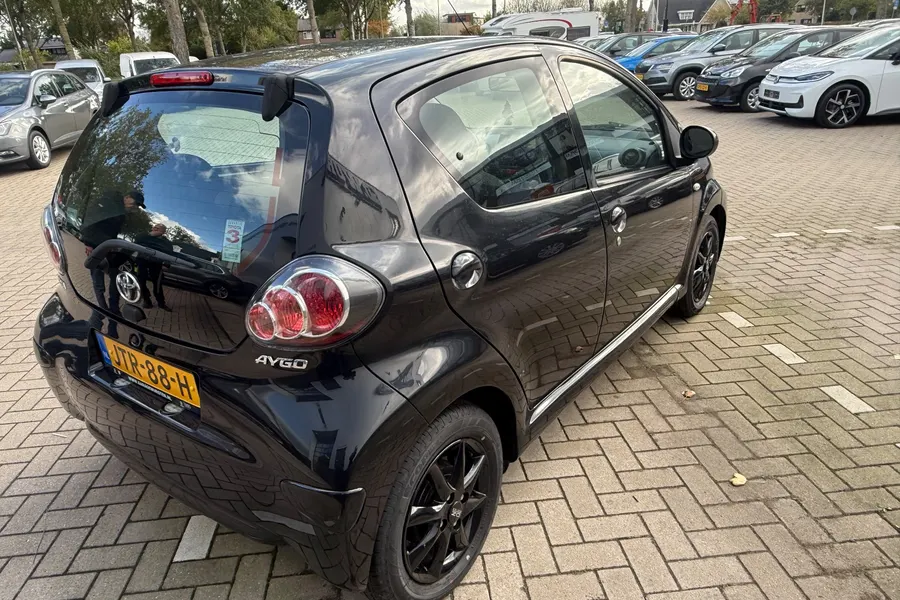 TOYOTA AYGO 1.0 VVT-I Express, foto 3