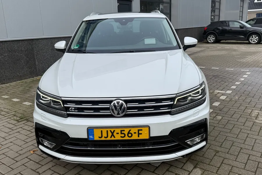 VOLKSWAGEN TIGUAN 2.0 TSI R - Line, foto 2
