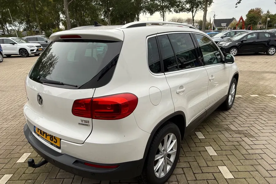 VOLKSWAGEN TIGUAN 1.4 TSI Sport & Style, foto 4